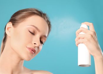 اسپری آب معدنی
