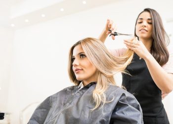 آرایشگر در منزل کرمان